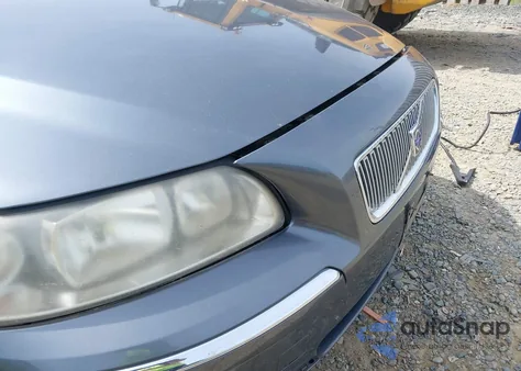 2006 Volvo V70 2.5T из США, поврежденный, VIN YV1SW592162556981